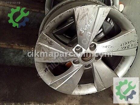 Skoda Superb Bakalit çıkma parça