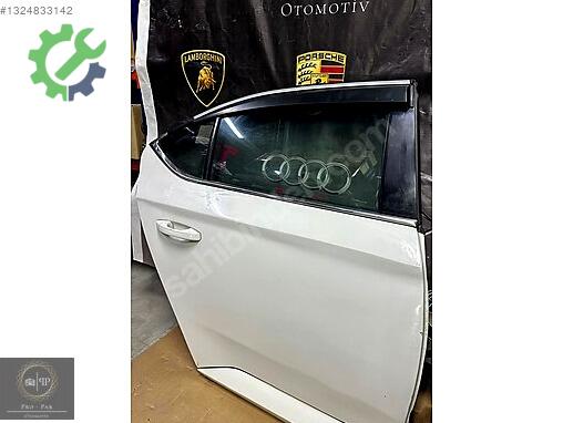 Skoda Superb Sağ Arka Kapı 3V5833052 çıkma parça