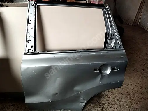 Suzuki Vitara Sol Arka Kapı çıkma parça