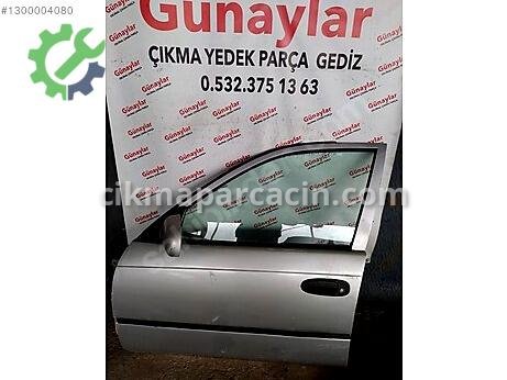 Toyota Corolla Kapı çıkma parça