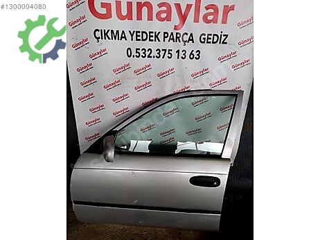 Toyota Corolla Kapı çıkma parça