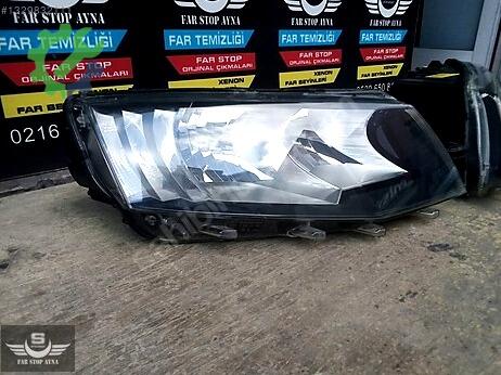 Skoda Octavia Sağ Ön Far çıkma parça