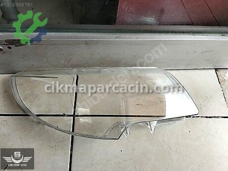 Skoda Superb Sağ Ön Far çıkma parça