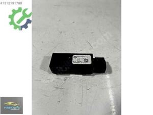 Skoda Süper B USB port Çar play destekli 5Q0 035 726 C