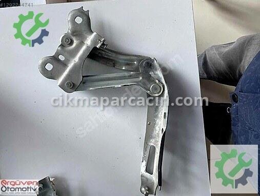 Skoda Superb Kaput Menteşesi 3V823301 çıkma parça