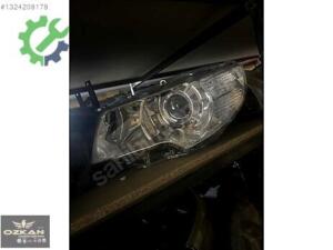 Skoda Superb far