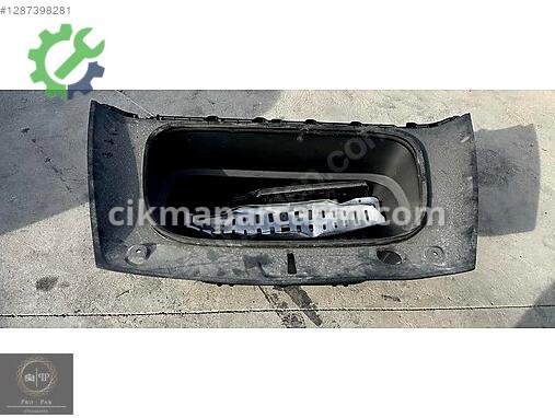 Tesla Model Y Bagaj Plastiği çıkma parça
