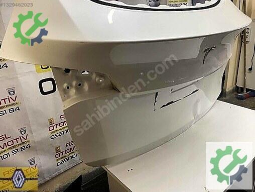 Tesla Model Y Bagaj Kapağı 1493410-S0-A çıkma parça
