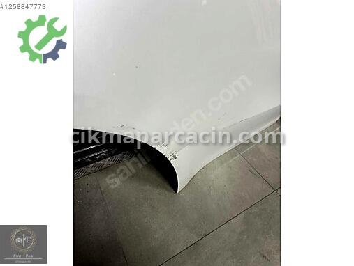Tesla Model Y Sağ Arka Kapı çıkma parça