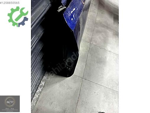 Tesla Model Y Sağ Ön Kapı çıkma parça