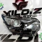 TOYOTA AURİS MERCEKLİ SAĞ FAR ORJİNAL 81110-02K30 90070909