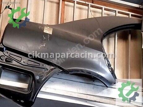Toyota Avensis Sağ Arka Çamurluk çıkma parça