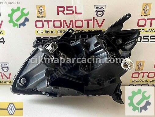 Toyota Avensis Sağ Ön Far çıkma parça