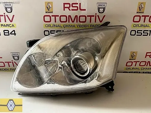 Toyota Avensis Sol Ön Far çıkma parça
