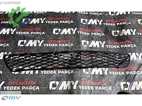 Toyota Corolla Ön Panjur çıkma parça
