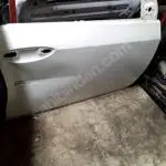 Toyota Corolla Orijinal Çıkma Sağ Kapı