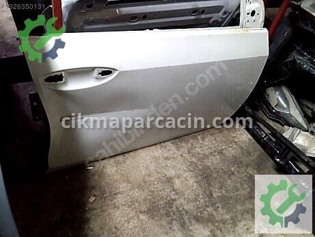 Toyota Corolla Sağ Kapı çıkma parça