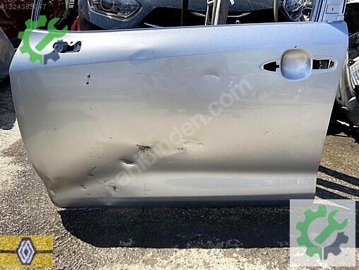 Toyota Corolla Sol Ön Kapı çıkma parça