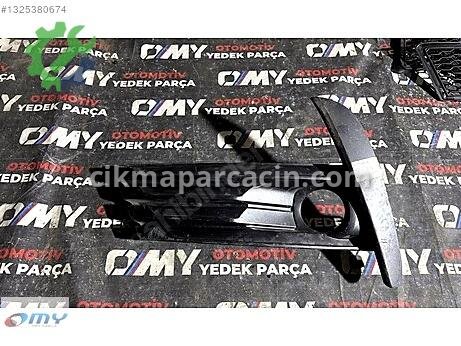 Toyota Corolla Sis Farı Çerçevesi çıkma parça