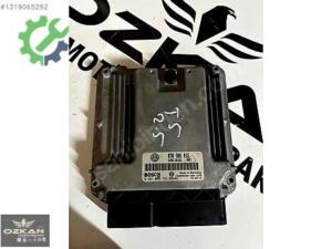 TRANSPORTER T5 2.5 TDI MOTOR BEYNİ , 070906016 , 0281010732