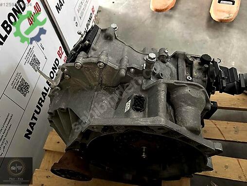Audi A3 Şanzıman Komple çıkma parça