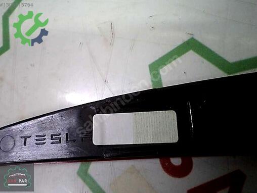 Tesla Model Y Tampon Reflektörü 1495817-00-C çıkma parça