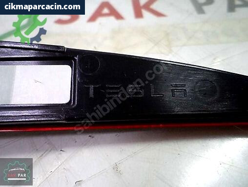 Tesla Model Y Tampon Reflektörü 1495817-00-C çıkma parça