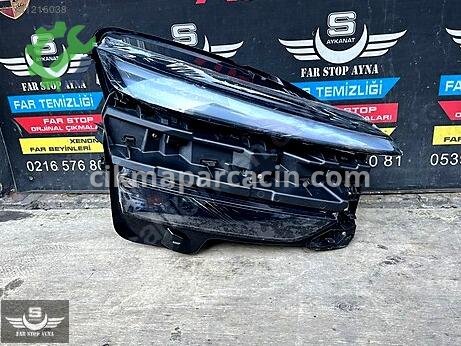 Tesla Model Y Sağ Ön Far çıkma parça