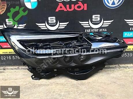 Toyota C-HR Sağ Ön Far çıkma parça