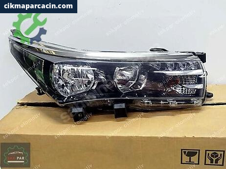 Toyota Corolla Sağ Ön Far 81110-02E70 çıkma parça