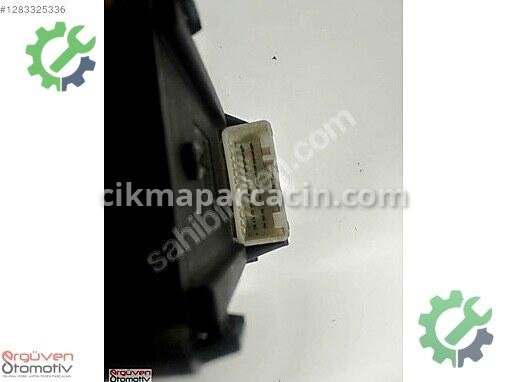 Toyota Corolla Cam Düğmesi çıkma parça