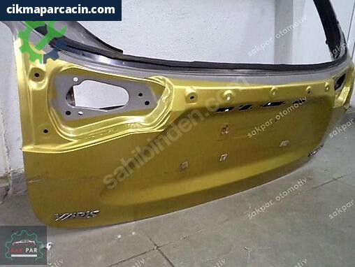Toyota Yaris Bagaj Kapağı 67005-0D800 çıkma parça