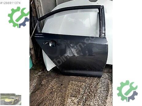 Toyota Corolla Sağ Arka Kapı çıkma parça