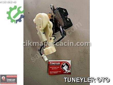 Mazda 323 Bagaj Kilidi çıkma parça