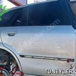 Mazda 323 Sağ Arka Kapi