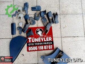 Mazda 323 İç Trim Plastikleri 1999 2003