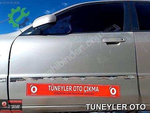 Mazda 323 Sol Ön Kapı çıkma parça