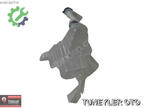Toyota Hilux Silecek Suyu Deposu çıkma parça