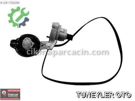 Toyota Corolla Kalorifer Motoru çıkma parça