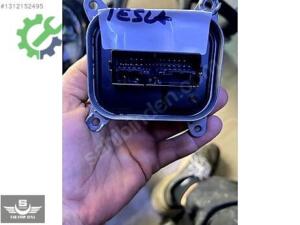 Uygun Elektrik Komple Dolu Fabrikasyon Far Camı Nissan Temiz