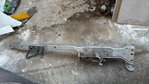 VOLKSWAGEN AG GOLF 5 AUDİ TT GÖĞÜSLÜK DEMİRİ 1K1858172C