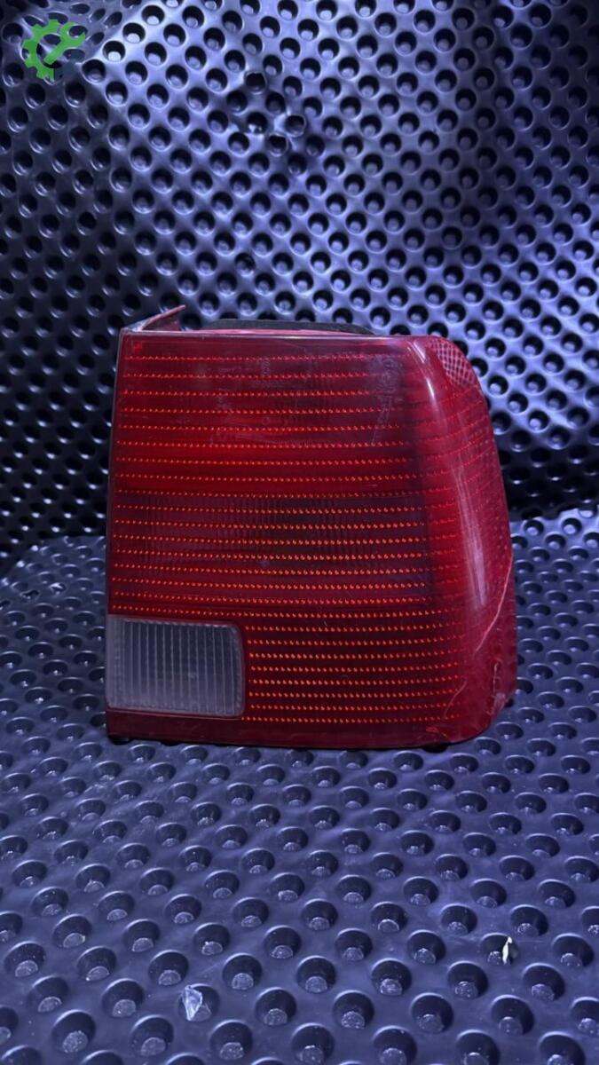 Volkswagen Bora Sağ Stop çıkma parça