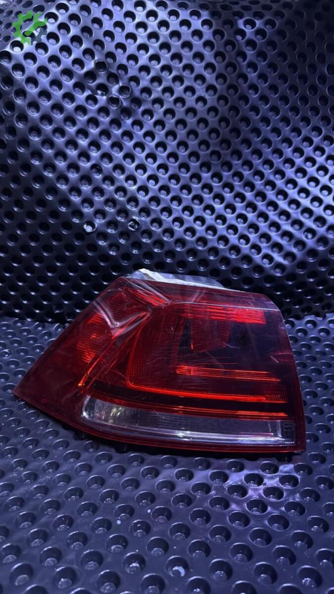Volkswagen Golf Sol Dış Stop çıkma parça