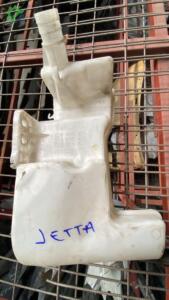 VOLKSWAGEN JETTA SİLECEK SU DEPOSU 5C6955449AE