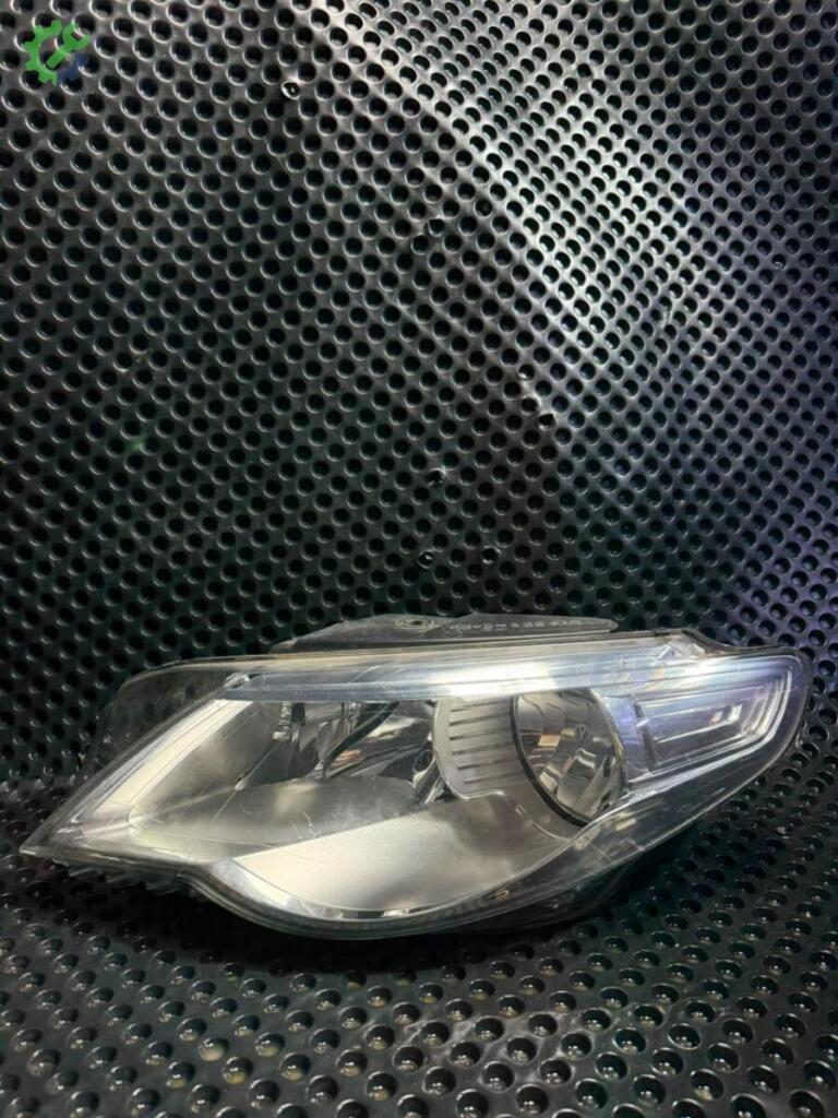Volkswagen Passat Far çıkma parça