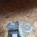 VOLKSWAGEN PASSAT JETTA GOLF SOL ÖN CAM MOTORU 1K0959793G