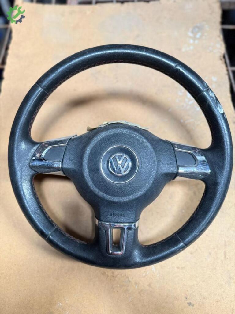 Volkswagen Polo Direksiyon Simidi çıkma parça