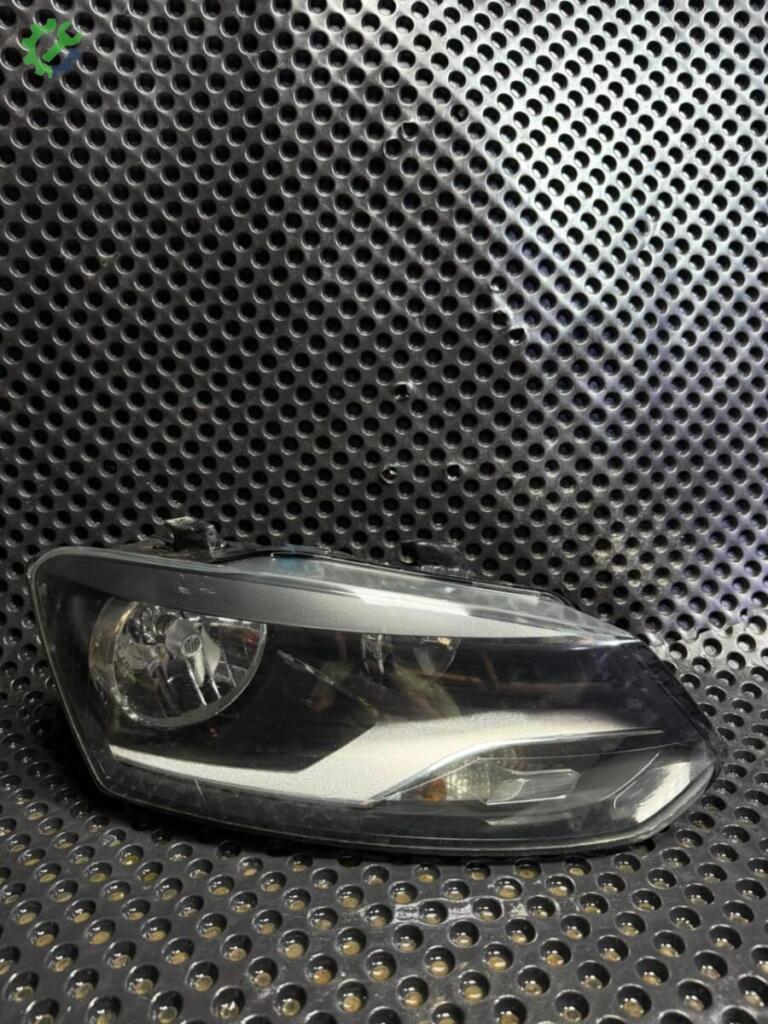 Volkswagen Polo Far çıkma parça
