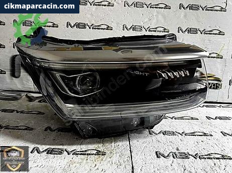 Volkswagen Amarok Sağ Ön Far çıkma parça