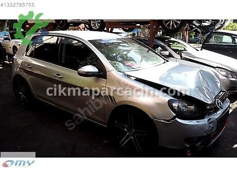 Volkswagen Golf Sol Çamurluk çıkma parça